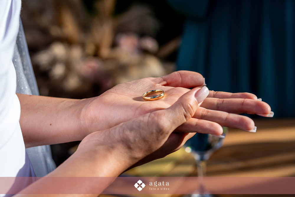 casamento curitiba-fotografo de casamento curitiba-casamento ao ar livre-noiva-vestido de noiva-casamento 2027-noiva de cabelo solto-casamento no jardim-ensaio casal externo-wedding-casamento 2026-casamento 2027-casamento do ano-madrinhas de casamento-wed