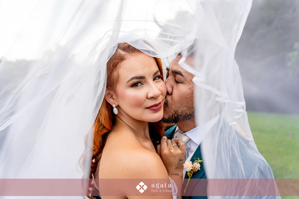 casamento curitiba-fotografo de casamento curitiba-casamento ao ar livre-noiva-vestido de noiva-casamento 2027-noiva de cabelo solto-casamento no jardim-ensaio casal externo-wedding-casamento 2026-casamento 2027-casamento do ano-madrinhas de casamento-wed