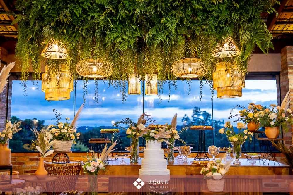 casamento curitiba-fotografo de casamento curitiba-casamento ao ar livre-noiva-vestido de noiva-casamento 2027-noiva de cabelo solto-casamento no jardim-ensaio casal externo-wedding-casamento 2026-casamento 2027-casamento do ano-madrinhas de casamento-wed