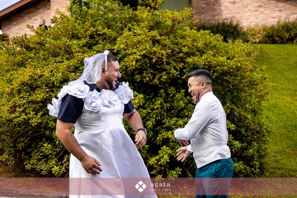 casamento curitiba-fotografo de casamento curitiba-casamento ao ar livre-noiva-vestido de noiva-casamento 2027-noiva de cabelo solto-casamento no jardim-ensaio casal externo-wedding-casamento 2026-casamento 2027-casamento do ano-madrinhas de casamento-wed