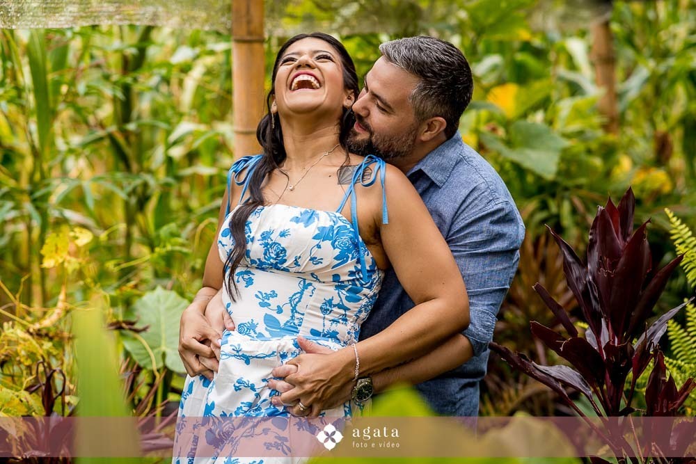 ensaio pre wedding-ensaio pre casamento-noivos-casamento 2026-fotografo de casamento curitiba-ensaio espontaneo-ensaio de casal no campo-ensaio pre casamento ao ar livre-fotografo de casamento-casamento2026-casamento 2027-noivos-vestido de noiva