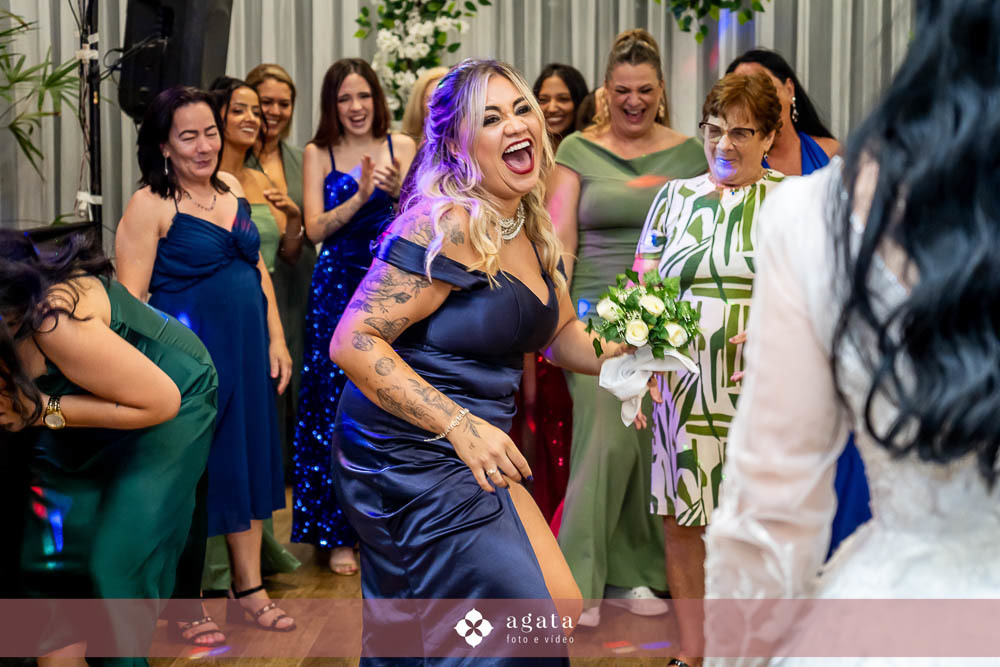 casamento ao ar livre-casamento curitiba-casamento-fotografo de casamento-fotografo curitiba-vestido de noiva-anel de noivado-casamento 2027-casamento-casamento do ano-noiva-wedding-fotografo de casamento curitiba-fotografo de casamento-wed-bride