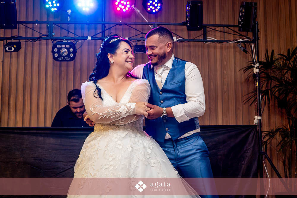 casamento ao ar livre-casamento curitiba-casamento-fotografo de casamento-fotografo curitiba-vestido de noiva-anel de noivado-casamento 2027-casamento-casamento do ano-noiva-wedding-fotografo de casamento curitiba-fotografo de casamento-wed-bride