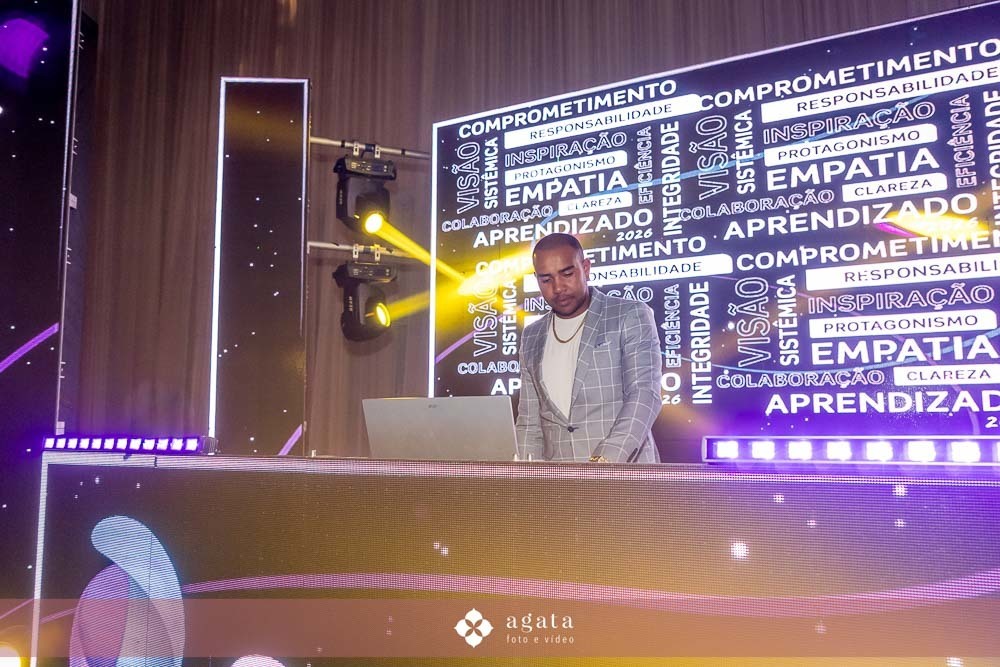 evento corporativo-fotografo curitiba-fotografo de evento corporativo-evento corporativo curitiba-mist eventos curitiba-festa de emoresa-evento corporativo em curitiba-fotografo de eventos sociais-fotografo em curitiba-evento empresarial-festa empresarial