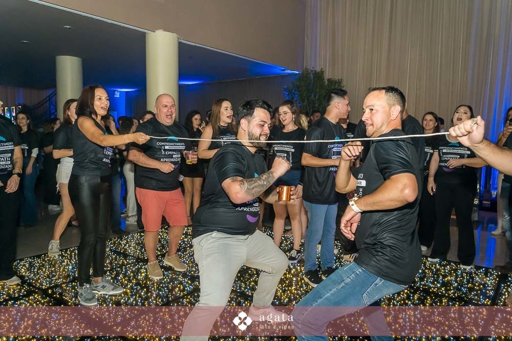evento corporativo-fotografo curitiba-fotografo de evento corporativo-evento corporativo curitiba-mist eventos curitiba-festa de emoresa-evento corporativo em curitiba-fotografo de eventos sociais-fotografo em curitiba-evento empresarial-festa empresarial