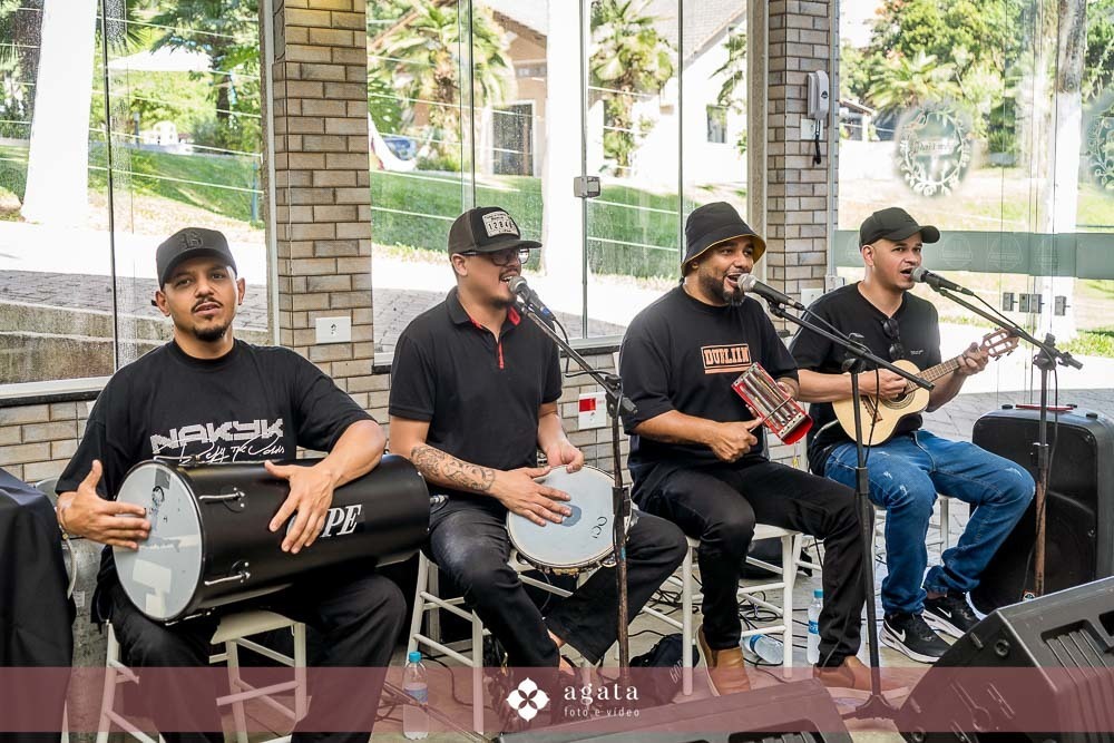 casamento curitiba-casamento catolico-casamento na igreja-fotografo de casamento-fotografo de familias-casamento-noiva-vesvido de noiva-casamento na igreja-matrimonio-casamento durante o dia-fotografo de familias-wedding-casamento 2025