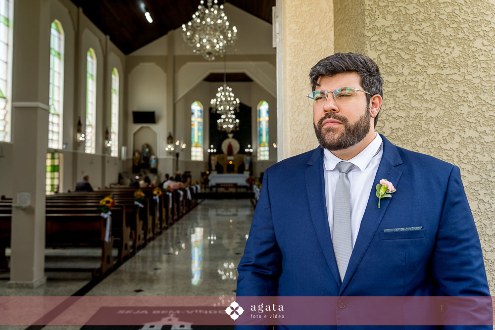 casamento curitiba-casamento catolico-casamento na igreja-fotografo de casamento-fotografo de familias-casamento-noiva-vesvido de noiva-casamento na igreja-matrimonio-casamento durante o dia-fotografo de familias-wedding-casamento 2025