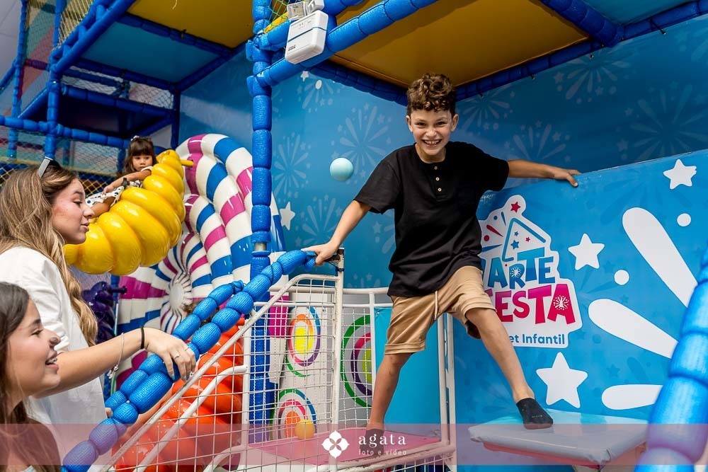 aniversaio de um ano-fotografo de familias-fotografo curitiba-aniversario safari-um aninho-festa safari-decoracao safari-festa de um ano menino-festa infantil-aniversario de crianca-aniversario infantil safari-festa no safari-um aninho festa