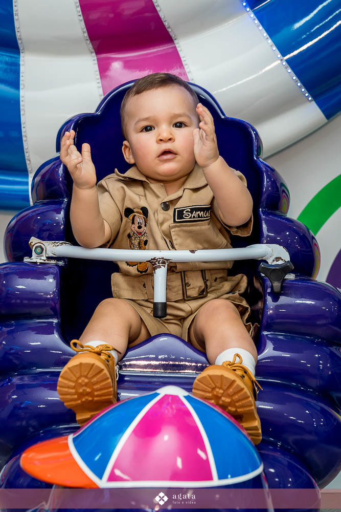 aniversaio de um ano-fotografo de familias-fotografo curitiba-aniversario safari-um aninho-festa safari-decoracao safari-festa de um ano menino-festa infantil-aniversario de crianca-aniversario infantil safari-festa no safari-um aninho festa