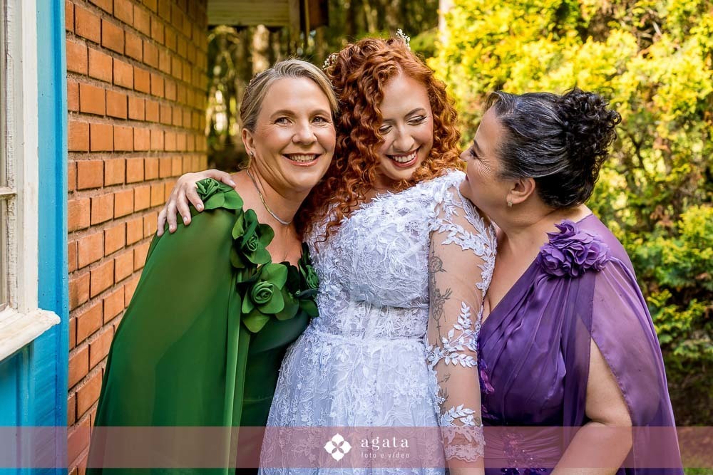 casamento ao ar livre-fotografo de casamento-casamento curitiba-casamento-wedding-fotografo curitiba-casamento ao ar livre curitiba-casamento ar livre-vestido de noiva-fotografo cwb-noivos-noiva-decoração de casamento-wed-making of noiva-noiva ruiva