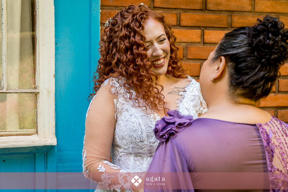 casamento ao ar livre-fotografo de casamento-casamento curitiba-casamento-wedding-fotografo curitiba-casamento ao ar livre curitiba-casamento ar livre-vestido de noiva-fotografo cwb-noivos-noiva-decoração de casamento-wed-making of noiva-noiva ruiva