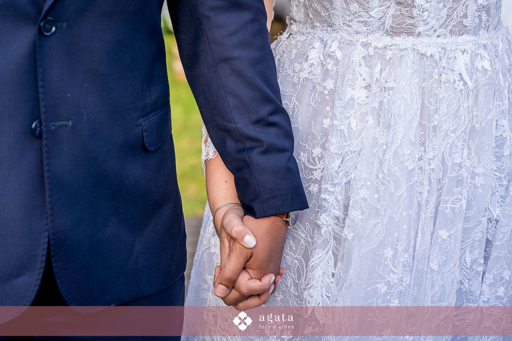 casamento ao ar livre-fotografo de casamento-casamento curitiba-casamento-wedding-fotografo curitiba-casamento ao ar livre curitiba-casamento ar livre-vestido de noiva-fotografo cwb-noivos-noiva-decoração de casamento-wed-making of noiva-noiva ruiva