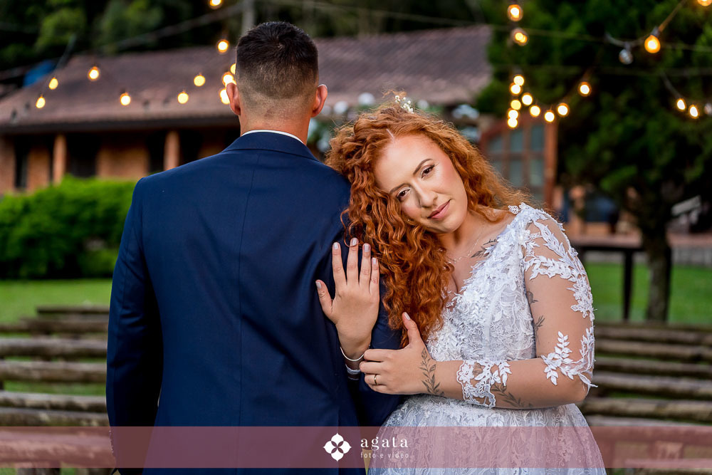 casamento ao ar livre-fotografo de casamento-casamento curitiba-casamento-wedding-fotografo curitiba-casamento ao ar livre curitiba-casamento ar livre-vestido de noiva-fotografo cwb-noivos-noiva-decoração de casamento-wed-making of noiva-noiva ruiva