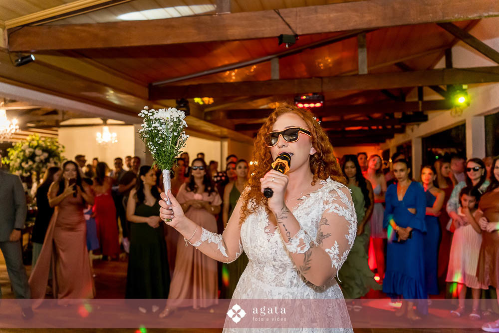 casamento ao ar livre-fotografo de casamento-casamento curitiba-casamento-wedding-fotografo curitiba-casamento ao ar livre curitiba-casamento ar livre-vestido de noiva-fotografo cwb-noivos-noiva-decoração de casamento-wed-making of noiva-noiva ruiva