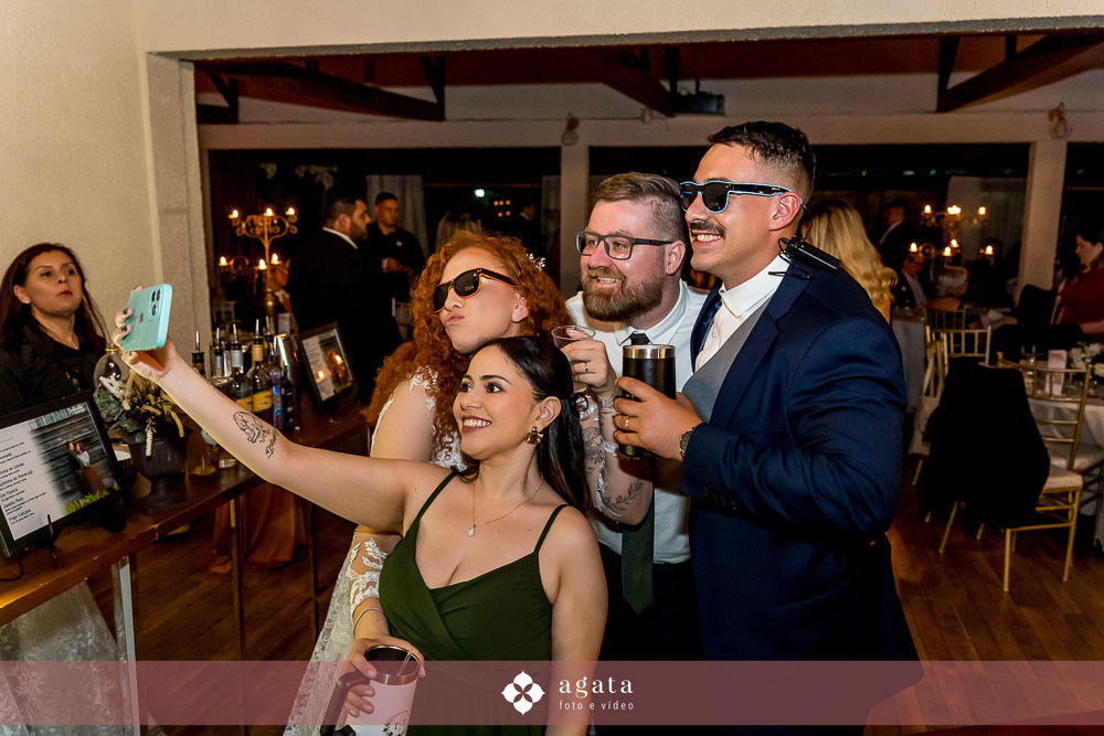 casamento ao ar livre-fotografo de casamento-casamento curitiba-casamento-wedding-fotografo curitiba-casamento ao ar livre curitiba-casamento ar livre-vestido de noiva-fotografo cwb-noivos-noiva-decoração de casamento-wed-making of noiva-noiva ruiva