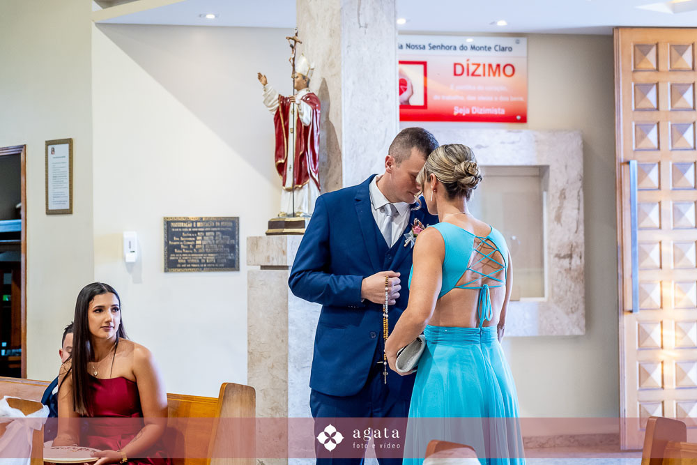 casamento na igreja-casamento curitiba-fotografo de casamento-casamento curitiba-fotografo cwb-vestido de noiva-noiva curitibana-casamento catolico-casamento na igreja catolica-casamento catolico curitiba-casamento na igreja-noivos catolicos-noivos 
