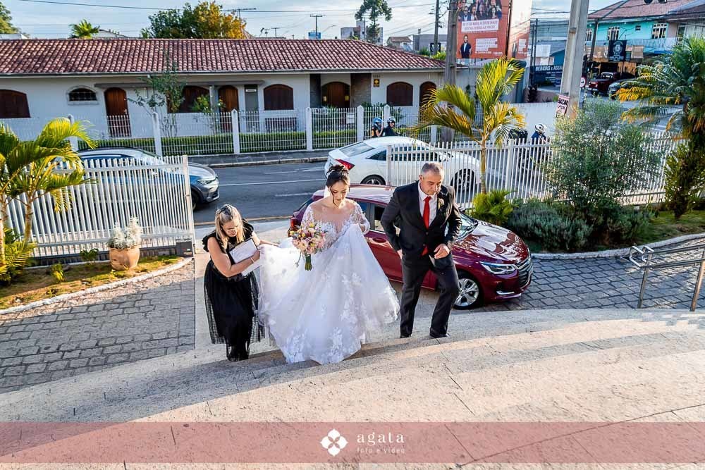 casamento na igreja-casamento curitiba-fotografo de casamento-casamento curitiba-fotografo cwb-vestido de noiva-noiva curitibana-casamento catolico-casamento na igreja catolica-casamento catolico curitiba-casamento na igreja-noivos catolicos-noivos 