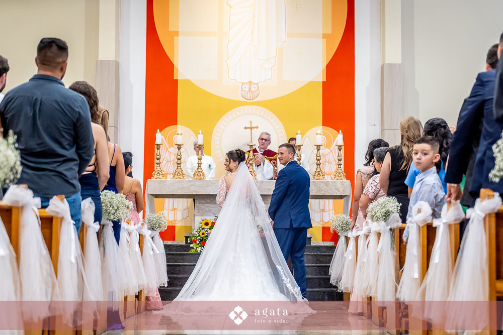 casamento na igreja-casamento curitiba-fotografo de casamento-casamento curitiba-fotografo cwb-vestido de noiva-noiva curitibana-casamento catolico-casamento na igreja catolica-casamento catolico curitiba-casamento na igreja-noivos catolicos-noivos 