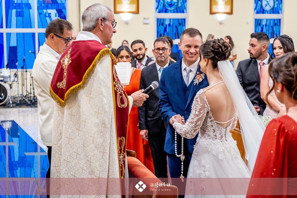 casamento na igreja-casamento curitiba-fotografo de casamento-casamento curitiba-fotografo cwb-vestido de noiva-noiva curitibana-casamento catolico-casamento na igreja catolica-casamento catolico curitiba-casamento na igreja-noivos catolicos-noivos 
