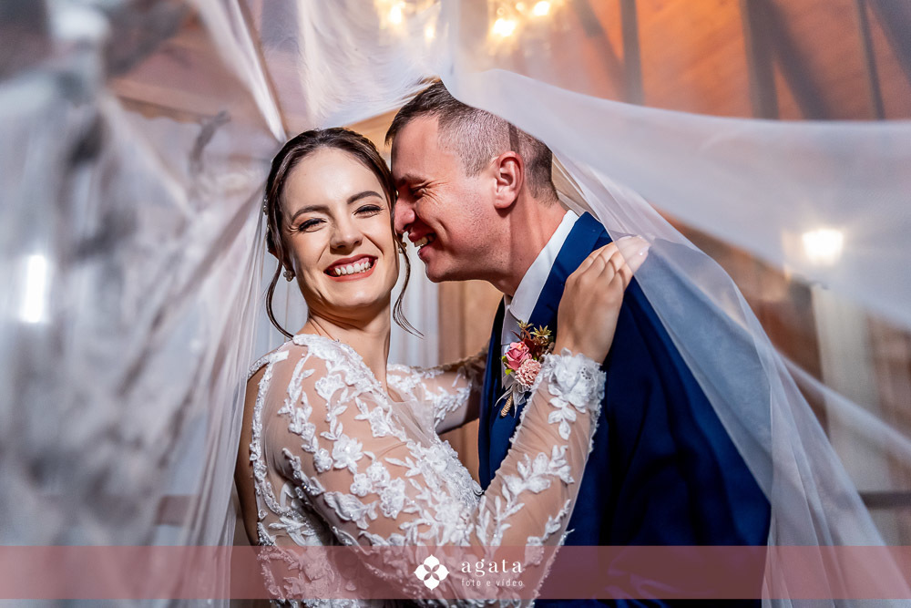 casamento na igreja-casamento curitiba-fotografo de casamento-casamento curitiba-fotografo cwb-vestido de noiva-noiva curitibana-casamento catolico-casamento na igreja catolica-casamento catolico curitiba-casamento na igreja-noivos catolicos-noivos 