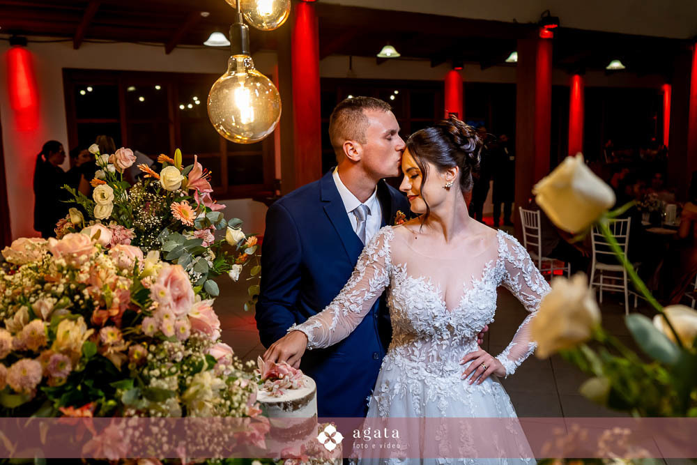 casamento na igreja-casamento curitiba-fotografo de casamento-casamento curitiba-fotografo cwb-vestido de noiva-noiva curitibana-casamento catolico-casamento na igreja catolica-casamento catolico curitiba-casamento na igreja-noivos catolicos-noivos 