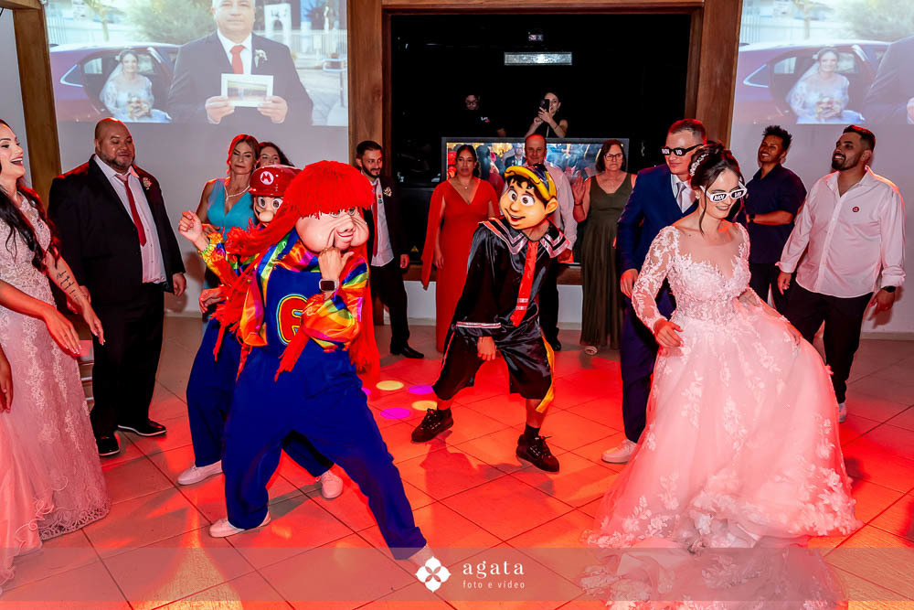 casamento na igreja-casamento curitiba-fotografo de casamento-casamento curitiba-fotografo cwb-vestido de noiva