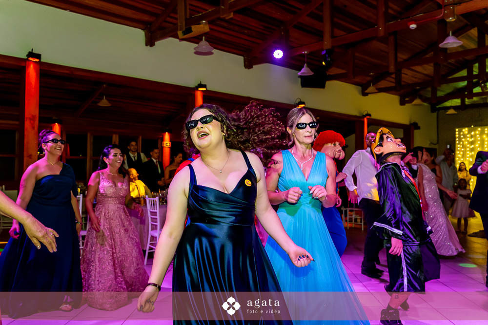 casamento na igreja-casamento curitiba-fotografo de casamento-casamento curitiba-fotografo cwb-vestido de noiva-noiva curitibana-casamento catolico-casamento na igreja catolica-casamento catolico curitiba-casamento na igreja-noivos catolicos-noivos 