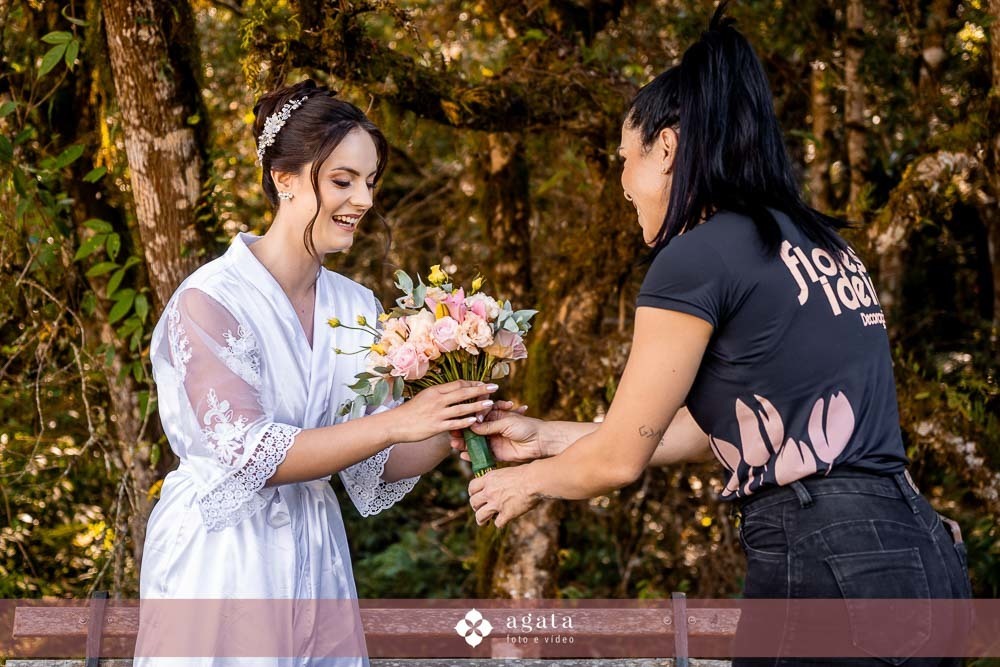 casamento na igreja-casamento curitiba-fotografo de casamento-casamento curitiba-fotografo cwb-vestido de noiva-noiva curitibana-casamento catolico-casamento na igreja catolica-casamento catolico curitiba-casamento na igreja-noivos catolicos-noivos 