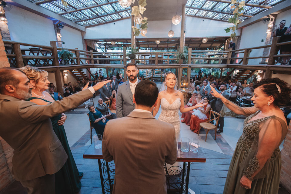 Casamento Thamires e Leandro realizado pelo celebrante João Jardim, no buffet Canto Verde na zona leste de São Paulo - SP, celebrante de casamento na zona leste de SP