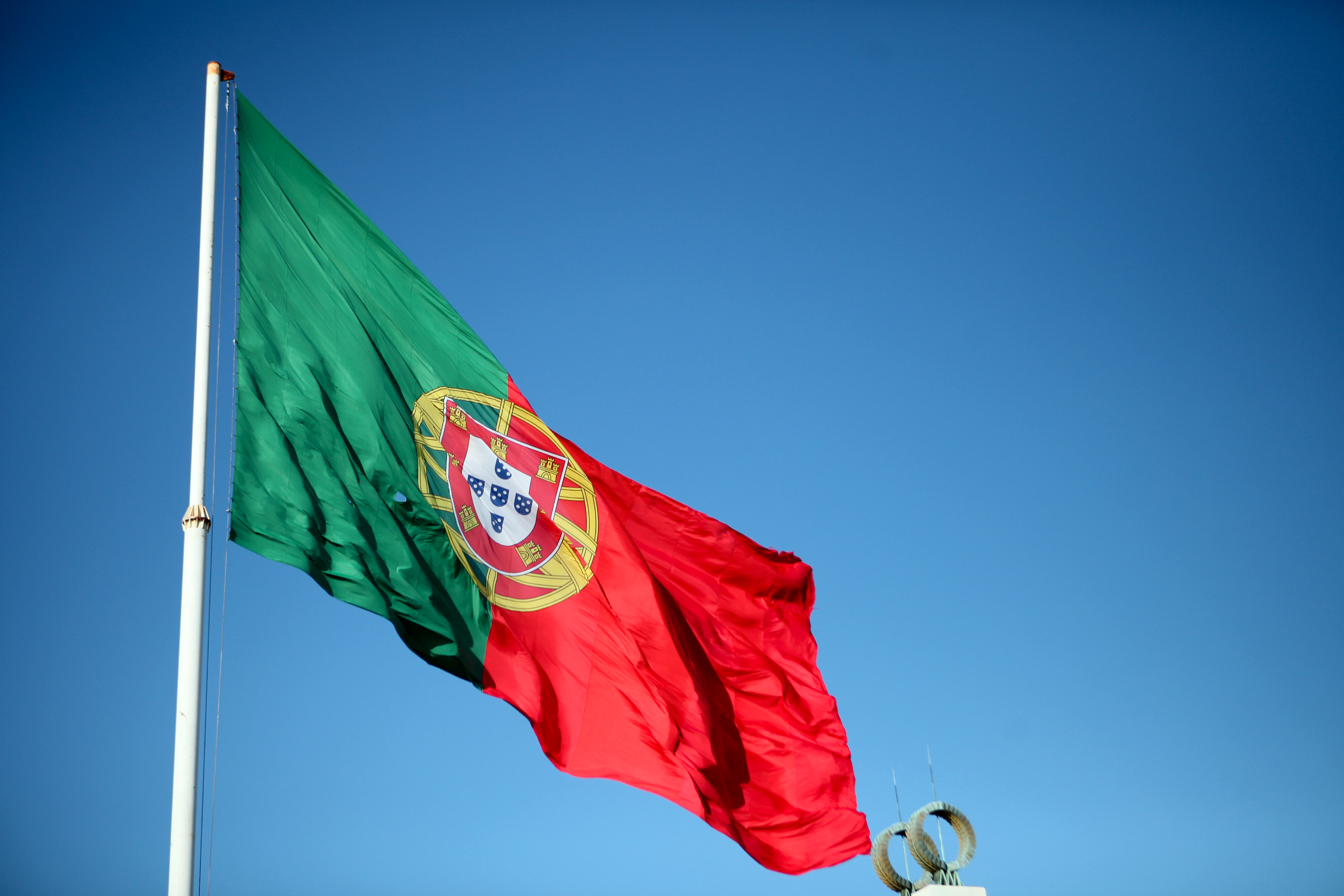 Ensaio de Casal - Dupla Maria Cecilia e Rodolfo - realizado em Portugal nas cidades de Lisboa, Porto e Fátima. Leo Matsuda Fotografias