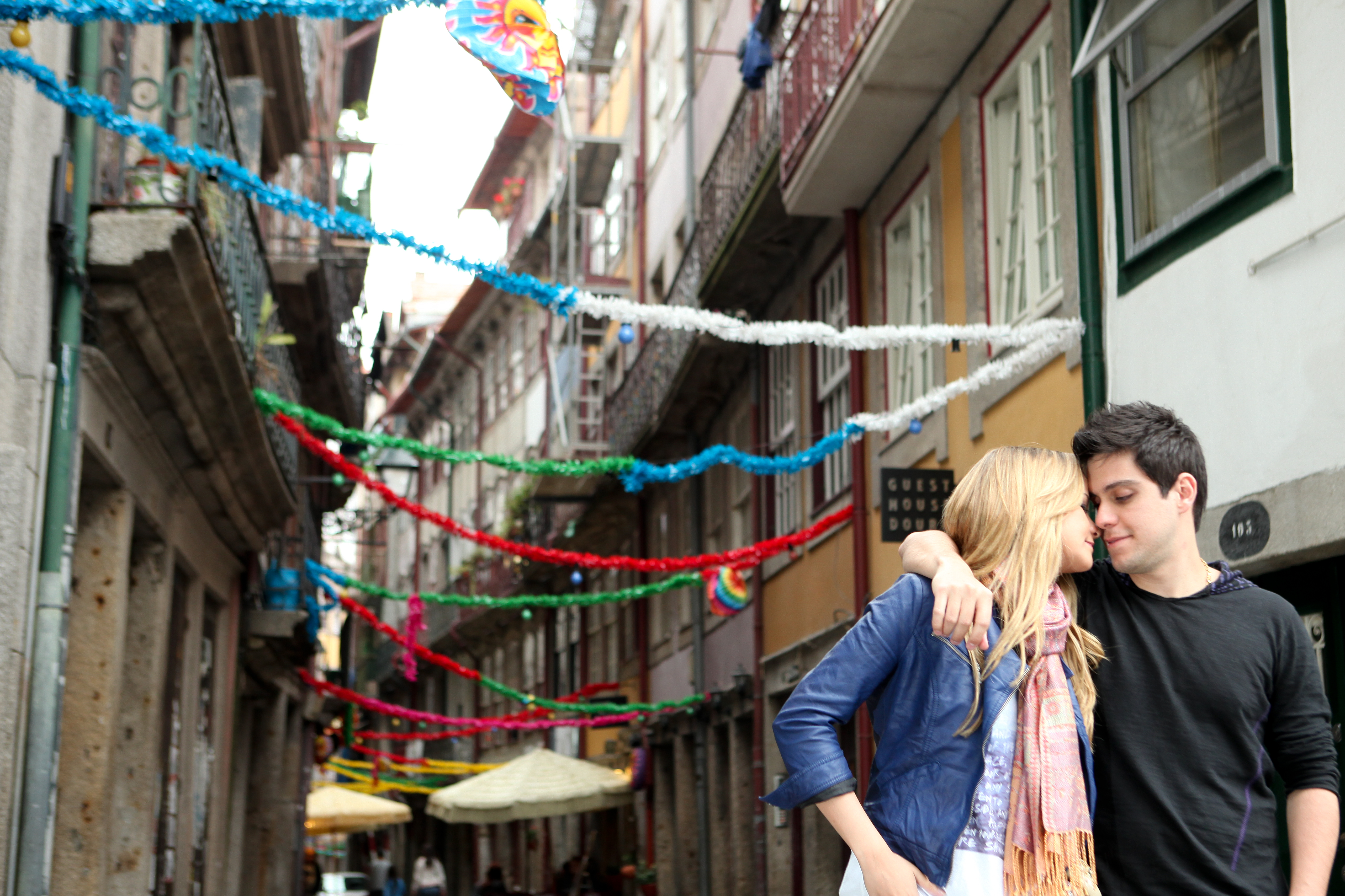 Ensaio de Casal - Dupla Maria Cecilia e Rodolfo - realizado em Portugal nas cidades de Lisboa, Porto e Fátima. Leo Matsuda Fotografias