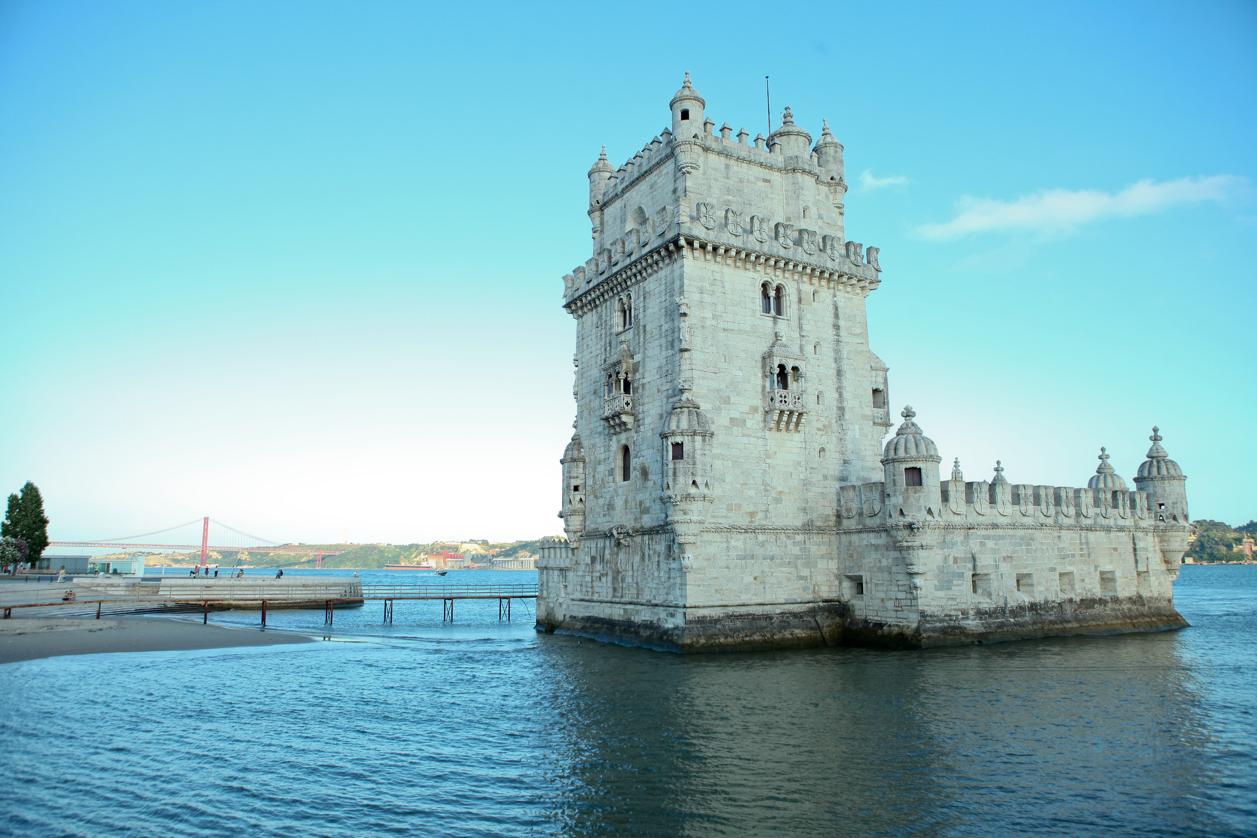 Ensaio de Casal - Dupla Maria Cecilia e Rodolfo - realizado em Portugal nas cidades de Lisboa, Porto e Fátima. Leo Matsuda Fotografias
