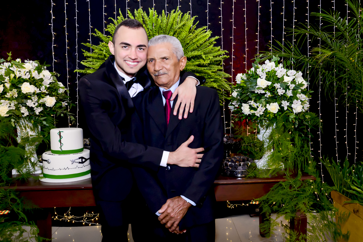 Fotografia de Formatura Admilson - Salvador Ba