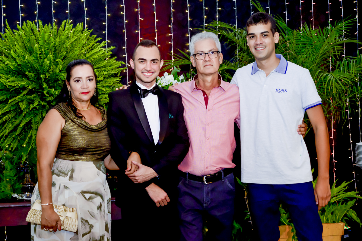 Fotografia de Formatura Admilson - Salvador Ba