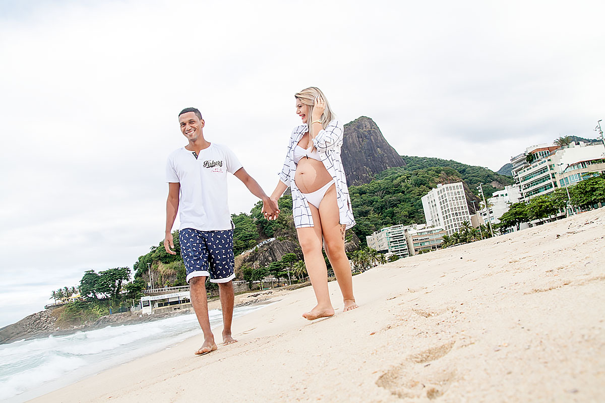 ensaio gestante na praia do leblon, rio de janeiro, rj