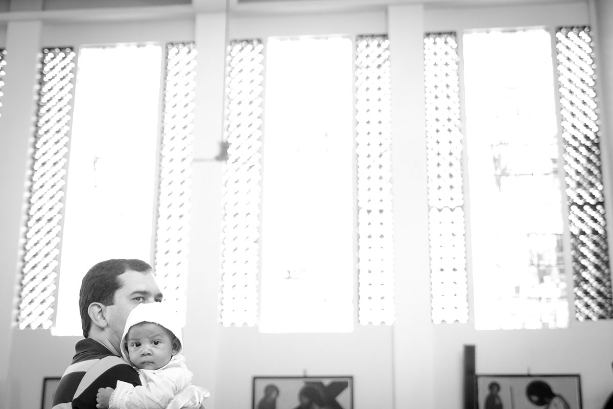 batizado do miguel ângelo, na igreja nossa senhora da consolata, benfica, rio de janeiro, rj