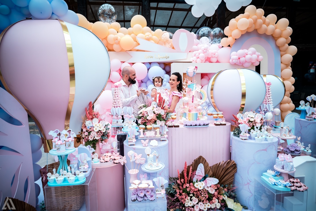 Festa Infantil 1 Ano Meu primeiro Ano aniversário festa de criança recreaê recreação infantil decoração salão de festa doceria meu pé de jambo pintou alegria Lidia Rezende Maria Faz festa Bellita Festas Andressa Ramos & Matterfloris Juliana Nery Decor