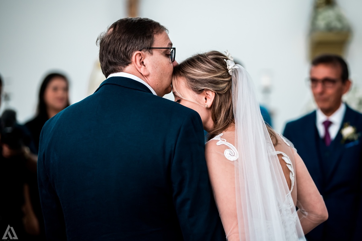 Wedding Casamento Buffet Making Off Decoração Cerimonialista Fotógrafo Vestido Noiva Noivo Camila Hoffmann Cerimonial Elimeire Assessoria de Evento Dani Vidal Vila Nova La Belle Maison Lena Buffet Casarão Penedo Diva Buffet Buquê Resende Penedo Itatiaia