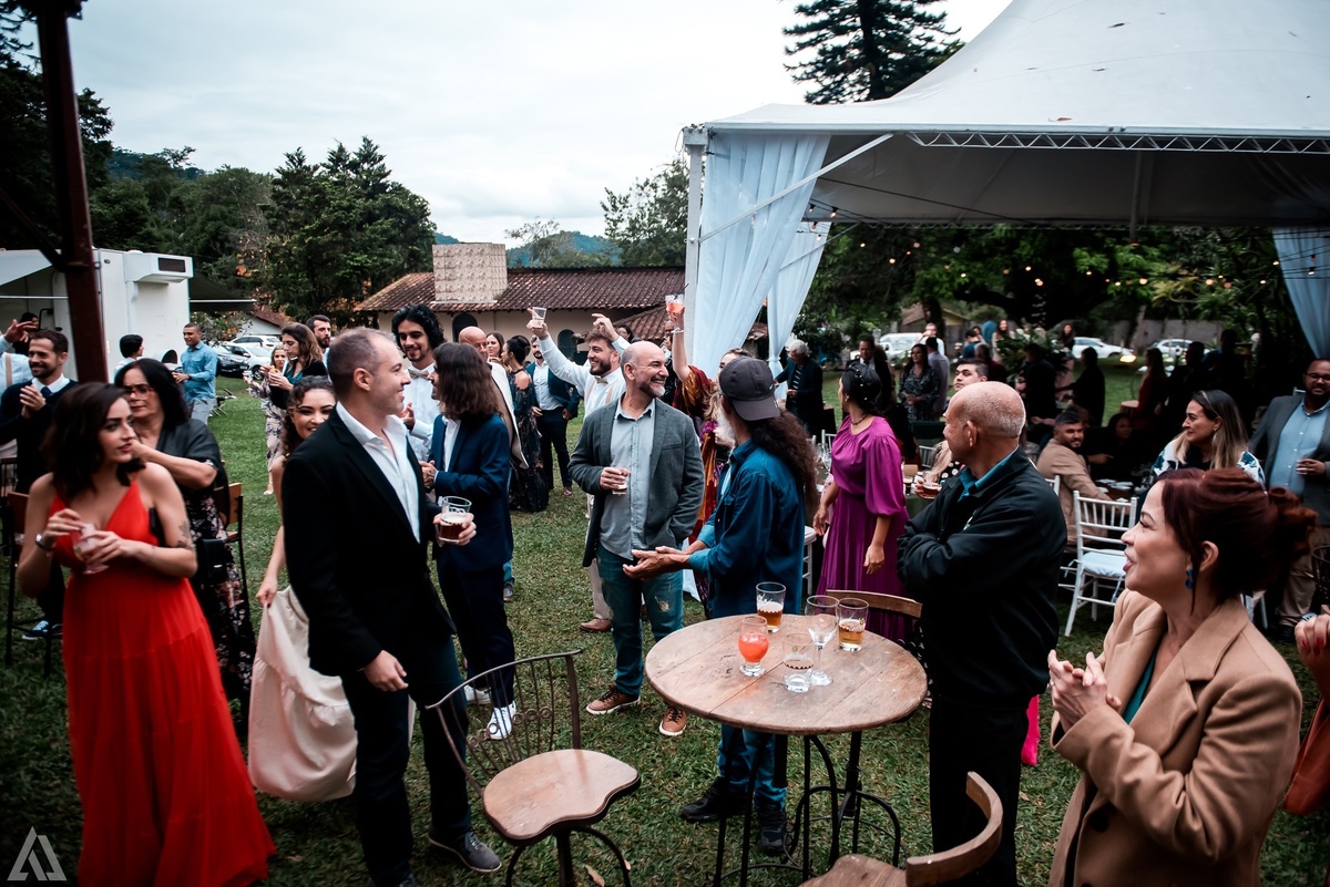 Wedding Casamento Buffet Making Off Decoração Cerimonialista Fotógrafo Vestido Noiva Noivo Camila Hoffmann Cerimonial Elimeire Assessoria de Evento Dani Vidal Vila Nova La Belle Maison Lena Buffet Casarão Penedo Diva Buffet Buquê Resende Penedo Itatiaia