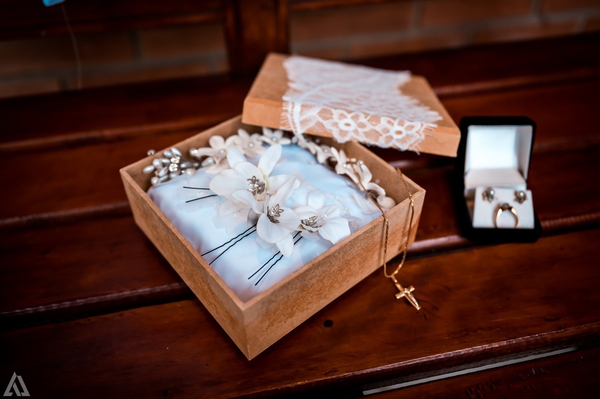 Wedding Casamento Buffet Making Off Decoração Cerimonialista Fotógrafo Vestido Noiva Noivo Camila Hoffmann Cerimonial Elimeire Assessoria de Evento Dani Vidal Vila Nova La Belle Maison Lena Buffet Casarão Penedo Diva Buffet Buquê Resende Penedo Itatiaia