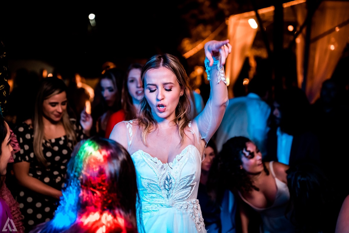 Wedding Casamento Buffet Making Off Decoração Cerimonialista Fotógrafo Vestido Noiva Noivo Camila Hoffmann Cerimonial Elimeire Assessoria de Evento Dani Vidal Vila Nova La Belle Maison Lena Buffet Casarão Penedo Diva Buffet Buquê Resende Penedo Itatiaia