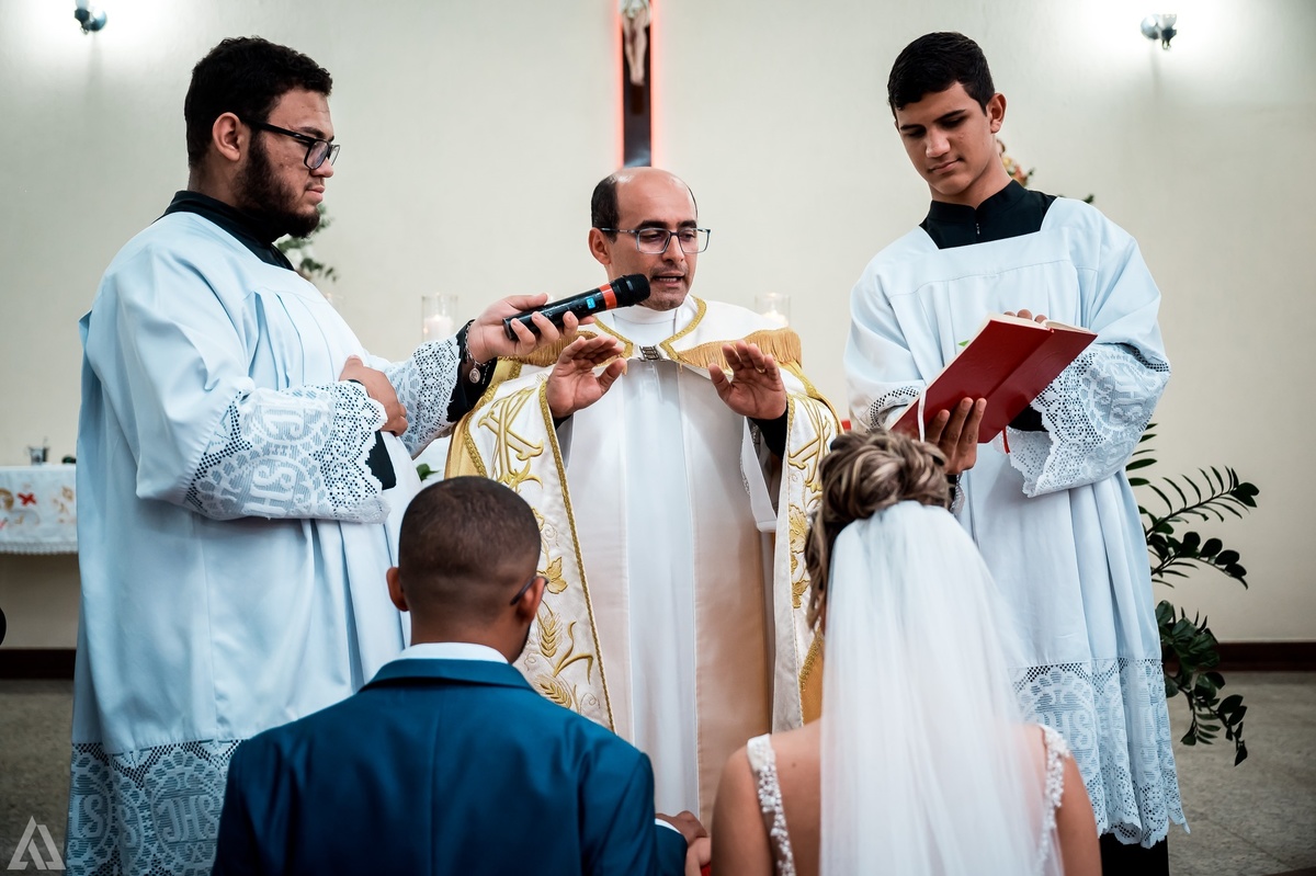 Wedding Casamento Buffet Making Off Decoração Cerimonialista Fotógrafo Vestido Noiva Noivo Camila Hoffmann Cerimonial Elimeire Assessoria de Evento Dani Vidal Vila Nova La Belle Maison Lena Buffet Casarão Penedo Diva Buffet Buquê Resende Penedo Itatiaia