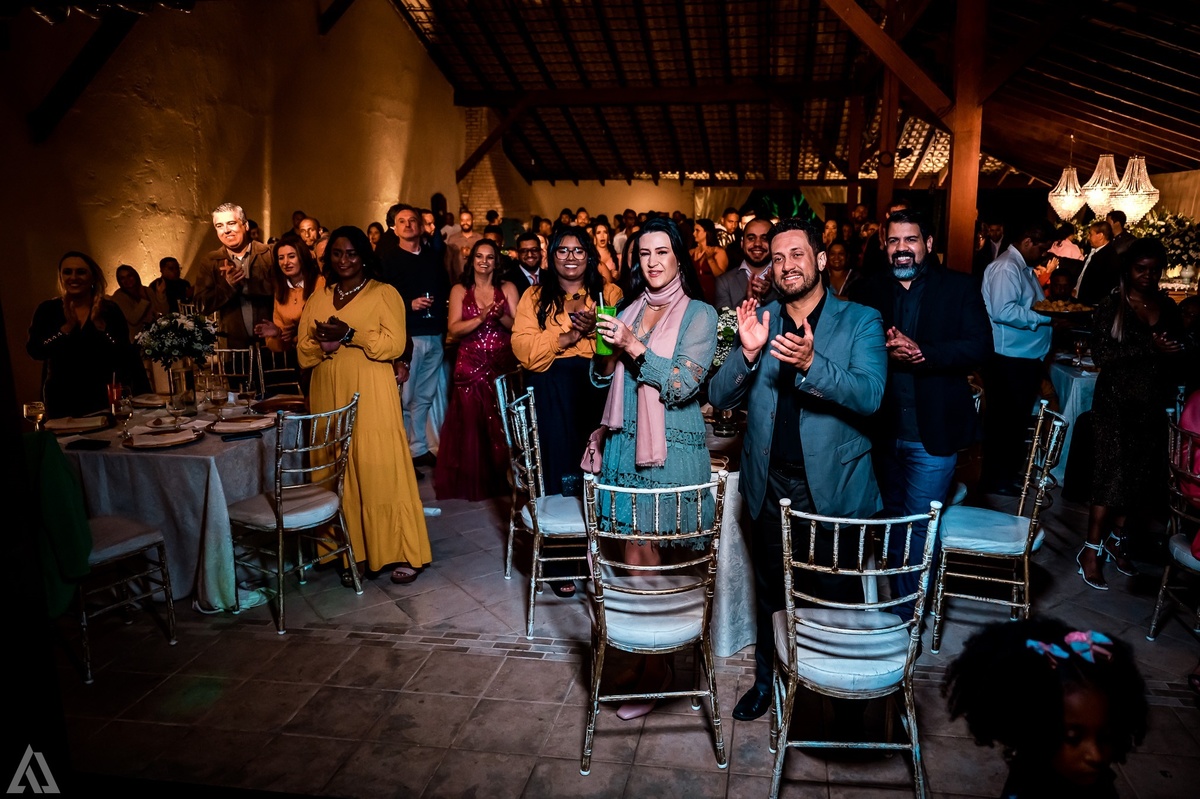 Wedding Casamento Buffet Making Off Decoração Cerimonialista Fotógrafo Vestido Noiva Noivo Camila Hoffmann Cerimonial Elimeire Assessoria de Evento Dani Vidal Vila Nova La Belle Maison Lena Buffet Casarão Penedo Diva Buffet Buquê Resende Penedo Itatiaia