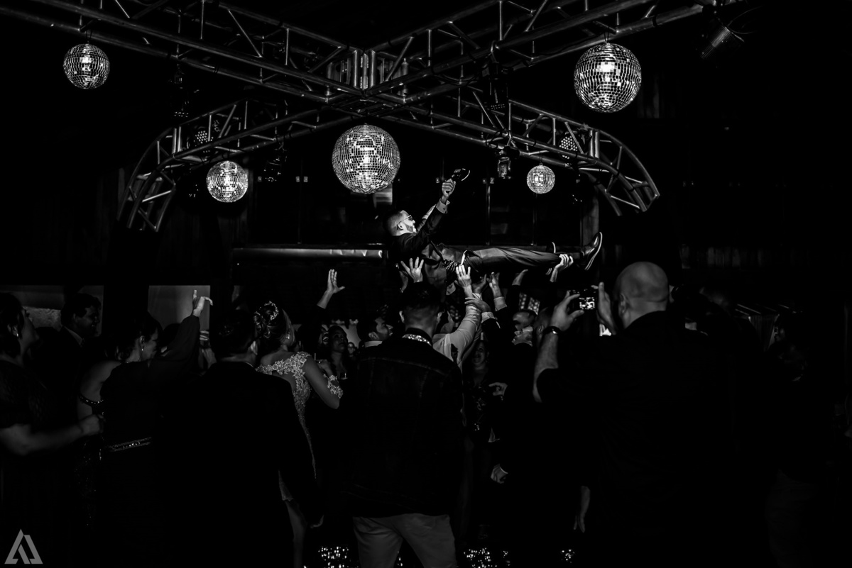 Wedding Casamento Buffet Making Off Decoração Cerimonialista Fotógrafo Vestido Noiva Noivo Camila Hoffmann Cerimonial Elimeire Assessoria de Evento Dani Vidal Vila Nova La Belle Maison Lena Buffet Casarão Penedo Diva Buffet Buquê Resende Penedo Itatiaia