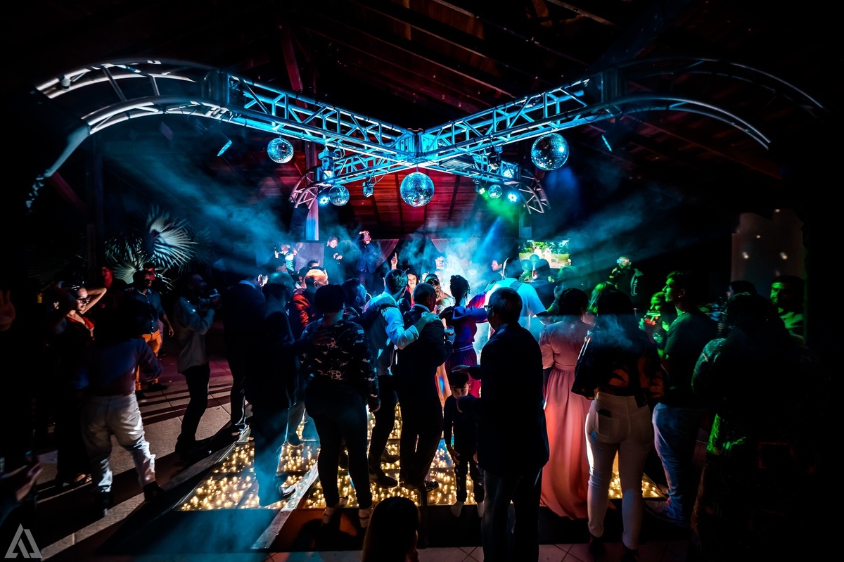 Wedding Casamento Buffet Making Off Decoração Cerimonialista Fotógrafo Vestido Noiva Noivo Camila Hoffmann Cerimonial Elimeire Assessoria de Evento Dani Vidal Vila Nova La Belle Maison Lena Buffet Casarão Penedo Diva Buffet Buquê Resende Penedo Itatiaia