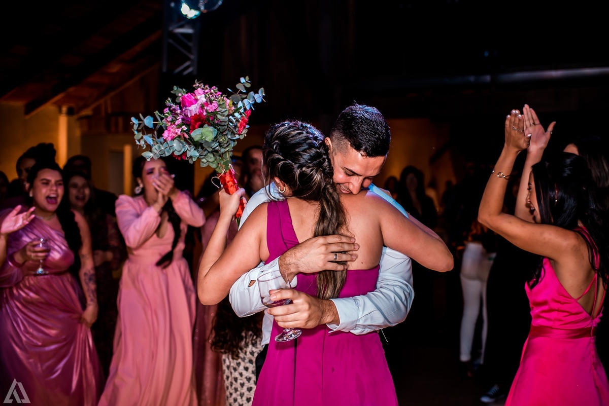 Wedding Casamento Buffet Making Off Decoração Cerimonialista Fotógrafo Vestido Noiva Noivo Camila Hoffmann Cerimonial Elimeire Assessoria de Evento Dani Vidal Vila Nova La Belle Maison Lena Buffet Casarão Penedo Diva Buffet Buquê Resende Penedo Itatiaia