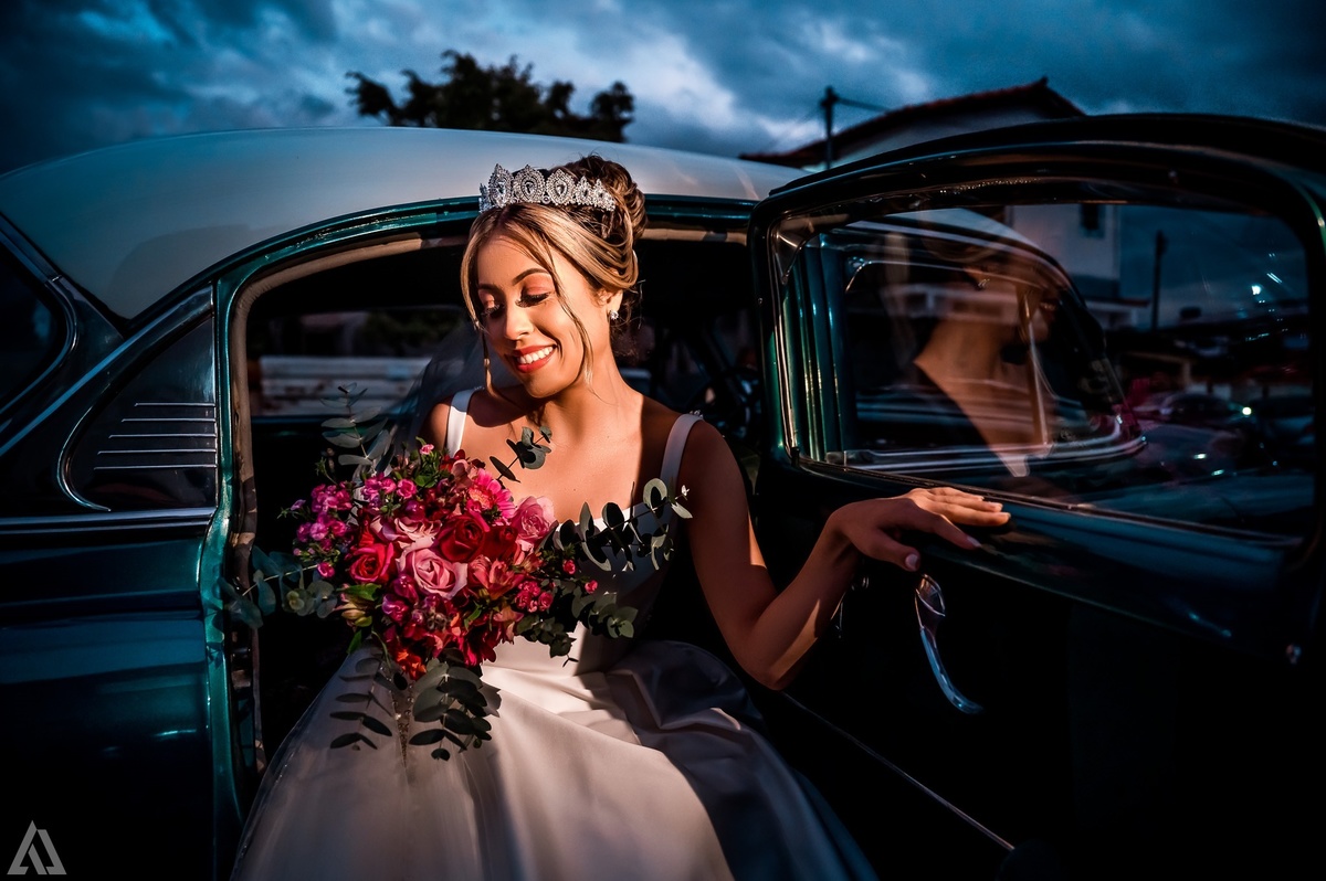 Wedding Casamento Buffet Making Off Decoração Cerimonialista Fotógrafo Vestido Noiva Noivo Camila Hoffmann Cerimonial Elimeire Assessoria de Evento Dani Vidal Vila Nova La Belle Maison Lena Buffet Casarão Penedo Diva Buffet Buquê Resende Penedo Itatiaia