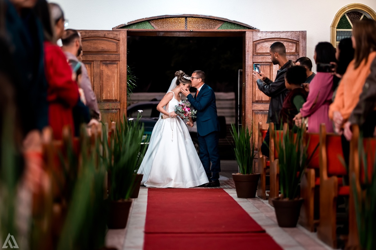 Wedding Casamento Buffet Making Off Decoração Cerimonialista Fotógrafo Vestido Noiva Noivo Camila Hoffmann Cerimonial Elimeire Assessoria de Evento Dani Vidal Vila Nova La Belle Maison Lena Buffet Casarão Penedo Diva Buffet Buquê Resende Penedo Itatiaia