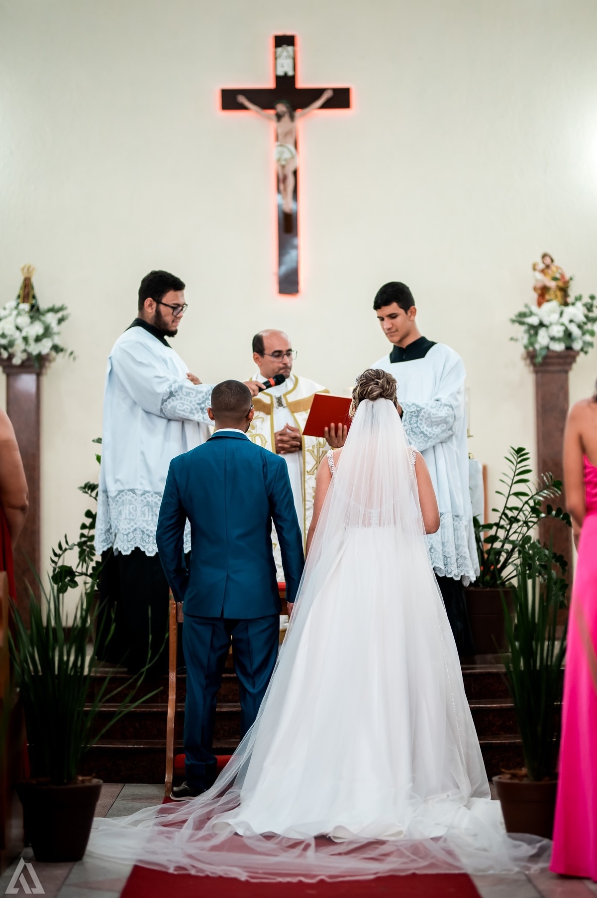 Wedding Casamento Buffet Making Off Decoração Cerimonialista Fotógrafo Vestido Noiva Noivo Camila Hoffmann Cerimonial Elimeire Assessoria de Evento Dani Vidal Vila Nova La Belle Maison Lena Buffet Casarão Penedo Diva Buffet Buquê Resende Penedo Itatiaia