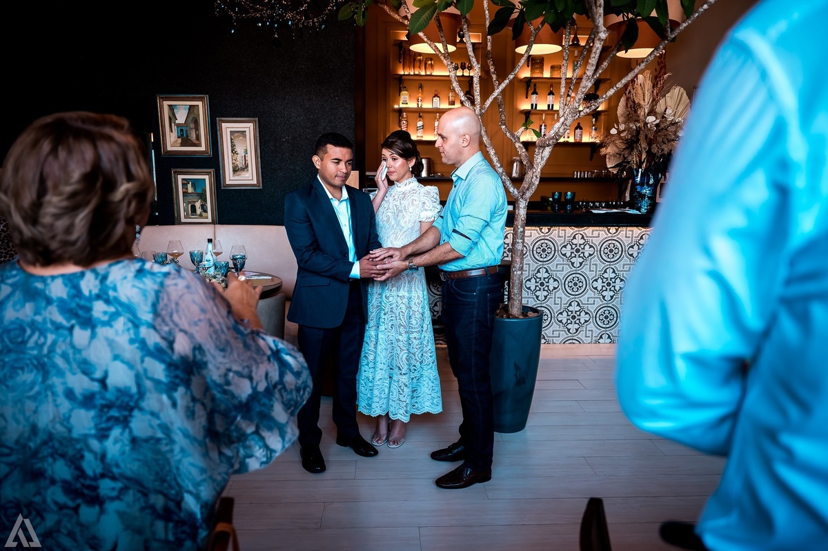 Wedding Casamento Buffet Making Off Decoração Cerimonialista Fotógrafo Vestido Noiva Noivo Camila Hoffmann Cerimonial Elimeire Assessoria de Evento Dani Vidal Vila Nova La Belle Maison Lena Buffet Casarão Penedo Diva Buffet Buquê Resende Penedo Itatiaia